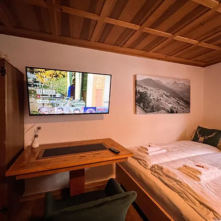 Spitzen Blicke - Apartment Silbertal