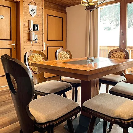 Spitzen Blicke - * סילברטל